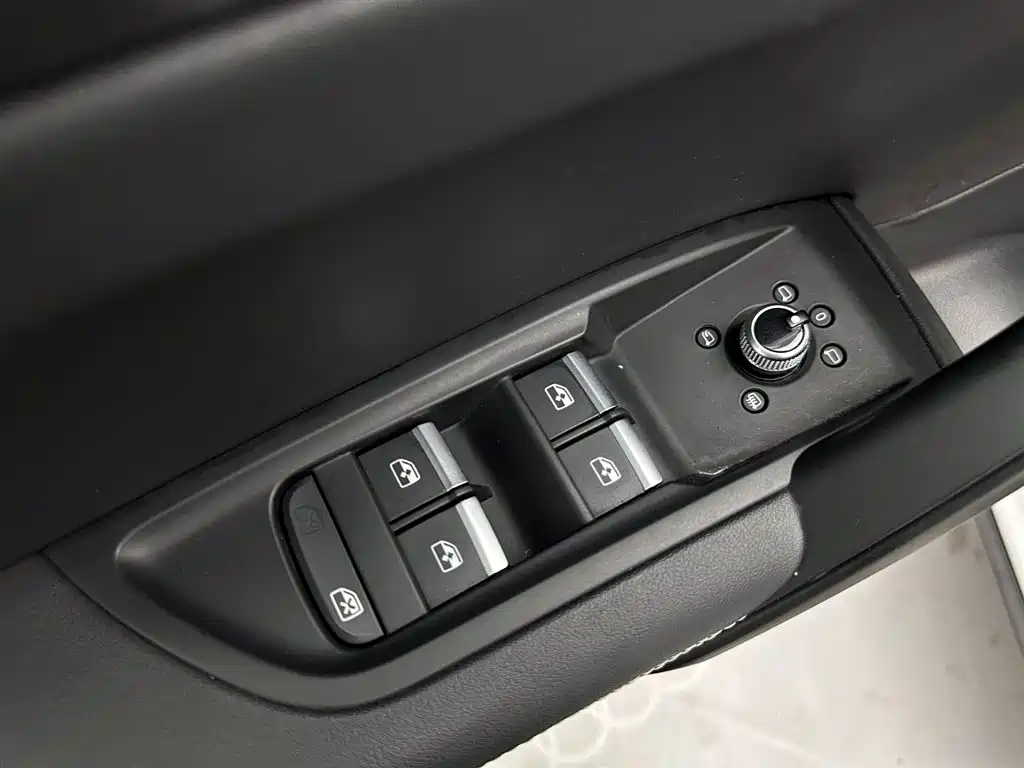 Audi Audi Q5L 2023 40 TFSI Luxury Dynamic Edition 2023 - thumbnail 24