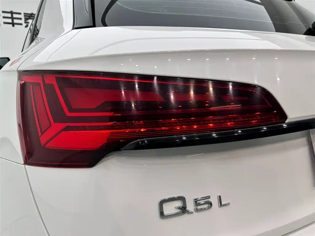 Audi Audi Q5L 2023 40 TFSI Luxury Dynamic Edition 2023 - thumbnail 28
