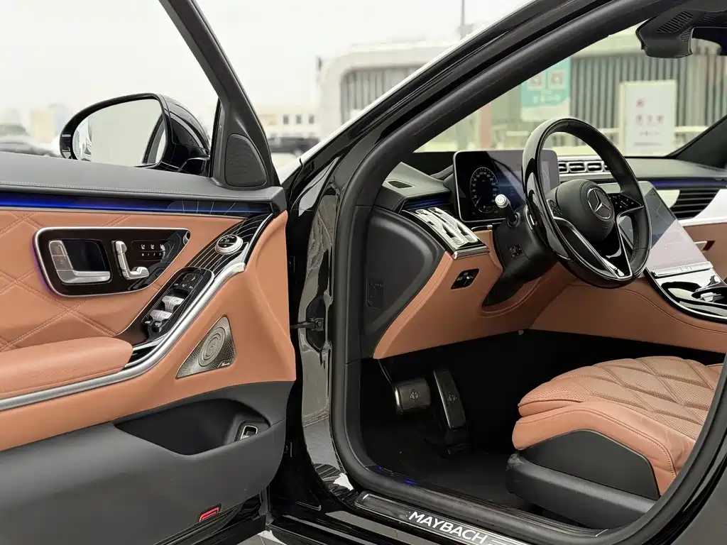 Mercedes-Benz Mercedes-Maybach S-Class 2021 S 580 4MATIC 2022 - thumbnail 5