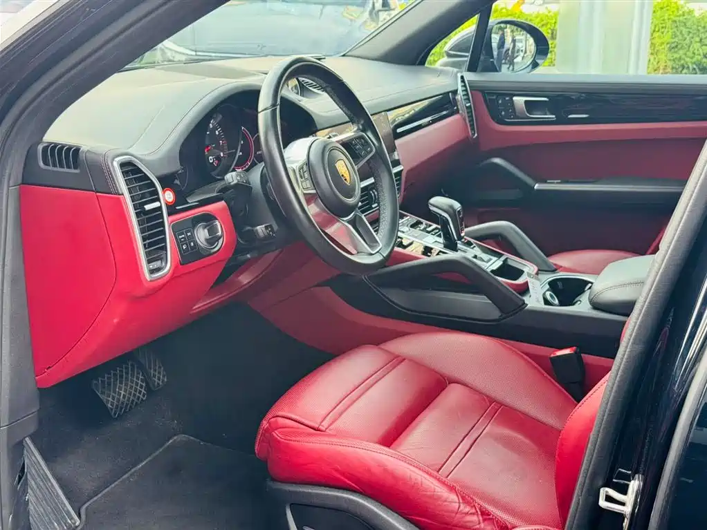 Porsche Porsche Cayenne 2022 Platinum Edition 2022 - thumbnail 8