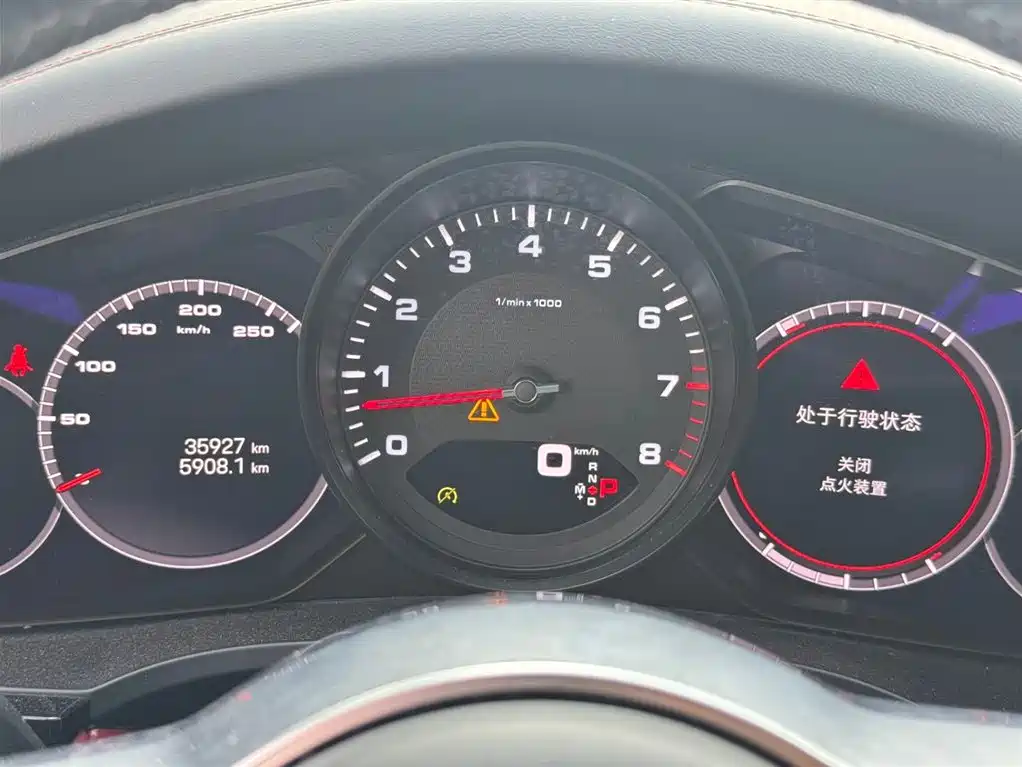 Porsche Porsche Cayenne 2022 Platinum Edition 2022 - thumbnail 10