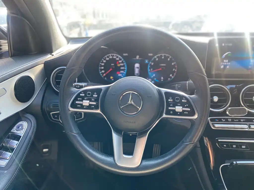 Mercedes-Benz Mercedes-Benz GLC Coupe 2021 GLC 260 4MATIC Coupe SUV 2021 - thumbnail 15