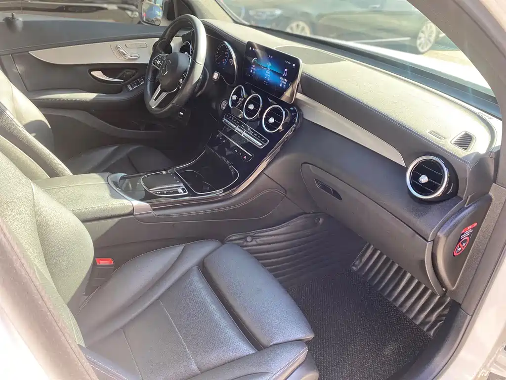 Mercedes-Benz Mercedes-Benz GLC Coupe 2021 GLC 260 4MATIC Coupe SUV 2021 - thumbnail 16