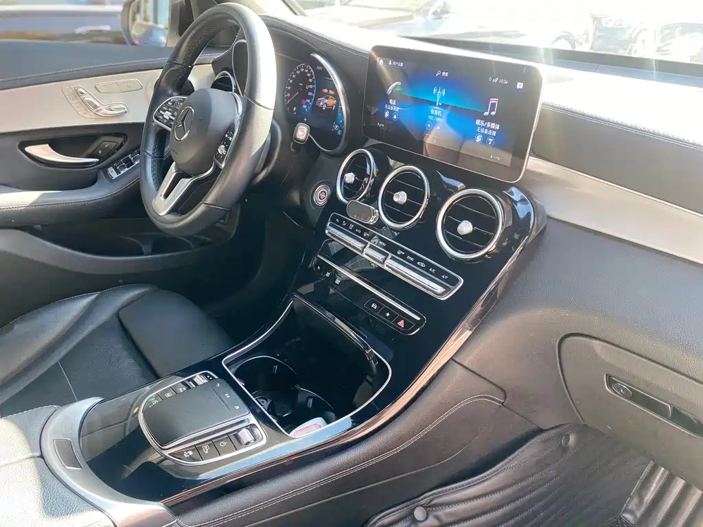 Mercedes-Benz Mercedes-Benz GLC Coupe 2021 GLC 260 4MATIC Coupe SUV 2021 - thumbnail 17