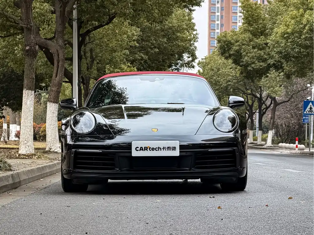 Porsche Porsche 911 2022 Targa 4 3.0T 2022 - thumbnail 2