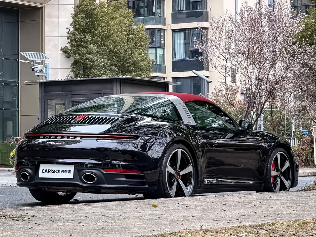Porsche Porsche 911 2022 Targa 4 3.0T 2022 - thumbnail 4