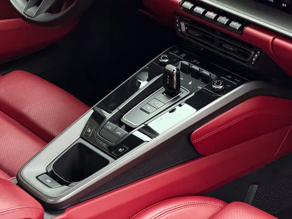 Porsche Porsche 911 2022 Targa 4 3.0T 2022 - thumbnail 12