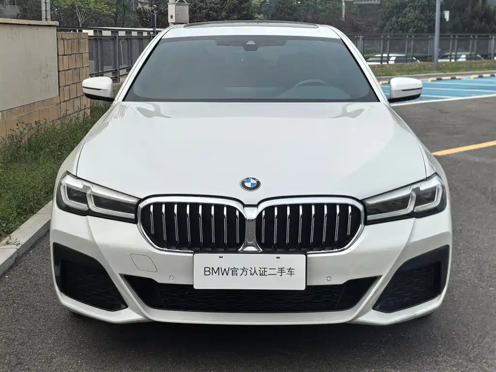 BMW BMW 5 Series 2022 525Li M Sport Package 2023 - thumbnail 2