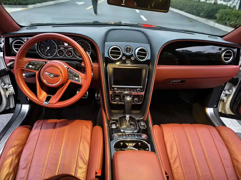 Bentley Bentley Flying Spur 2015 4.0T V8 Standard Model 2017 - thumbnail 9