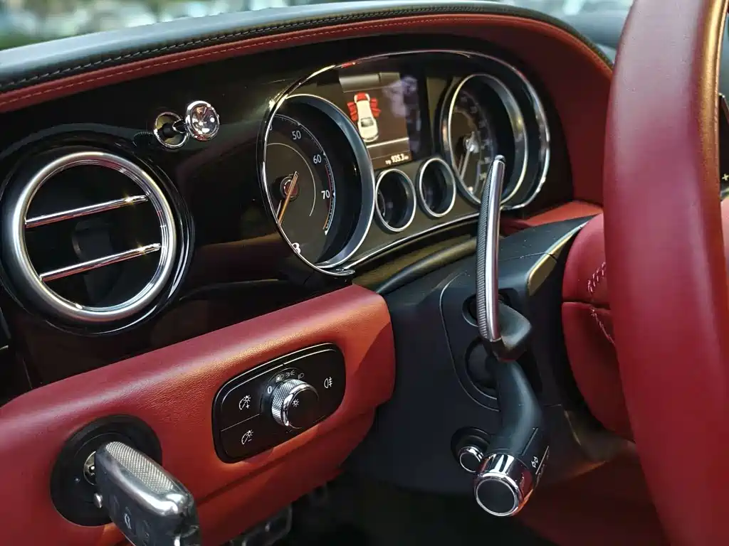 Bentley Bentley Flying Spur 2015 4.0T V8 Standard Model 2017 - thumbnail 13