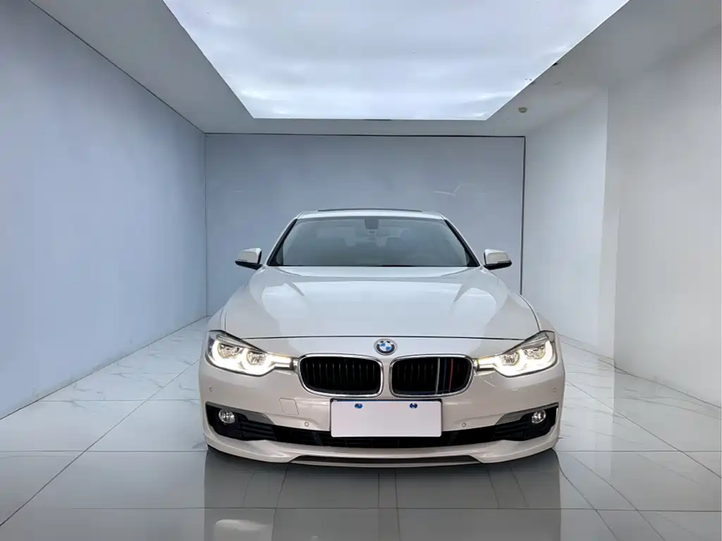 BMW BMW 3 Series 2017 320Li Fashion Edition 2017 - thumbnail 2