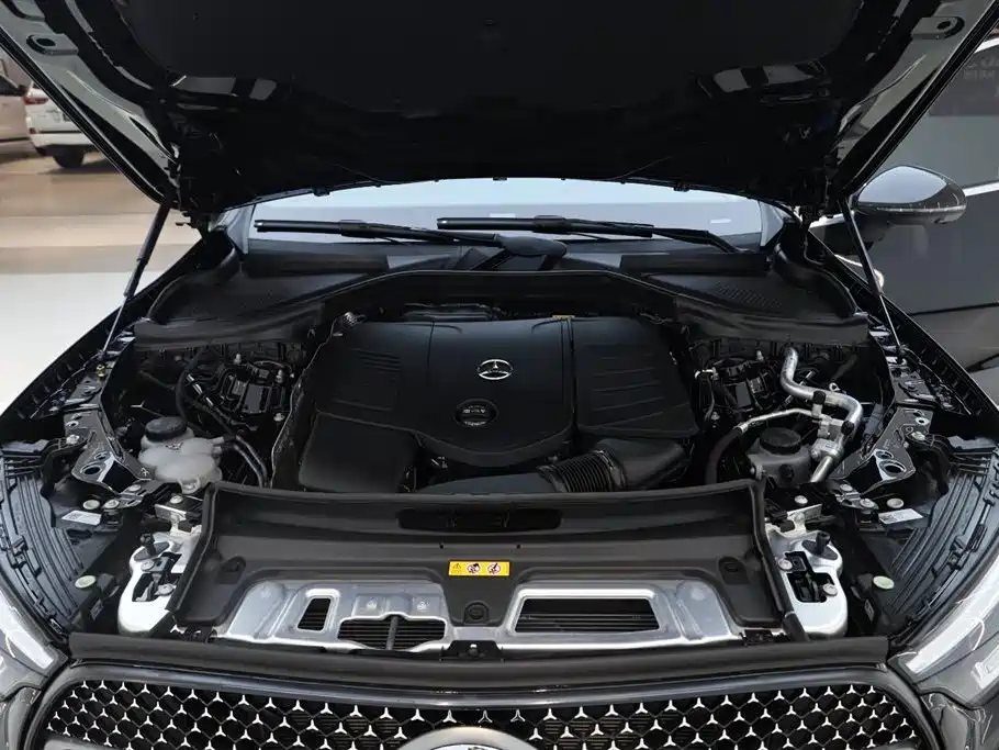 Mercedes-Benz Mercedes-Benz GLC 260 L 4MATIC Dynamic Edition 2025 Facelift 2026 - thumbnail 18