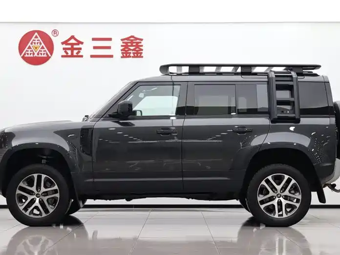 Land Rover Land Rover Defender 2025 110 3.0T P400 Dark Special Edition 2025 - thumbnail 3