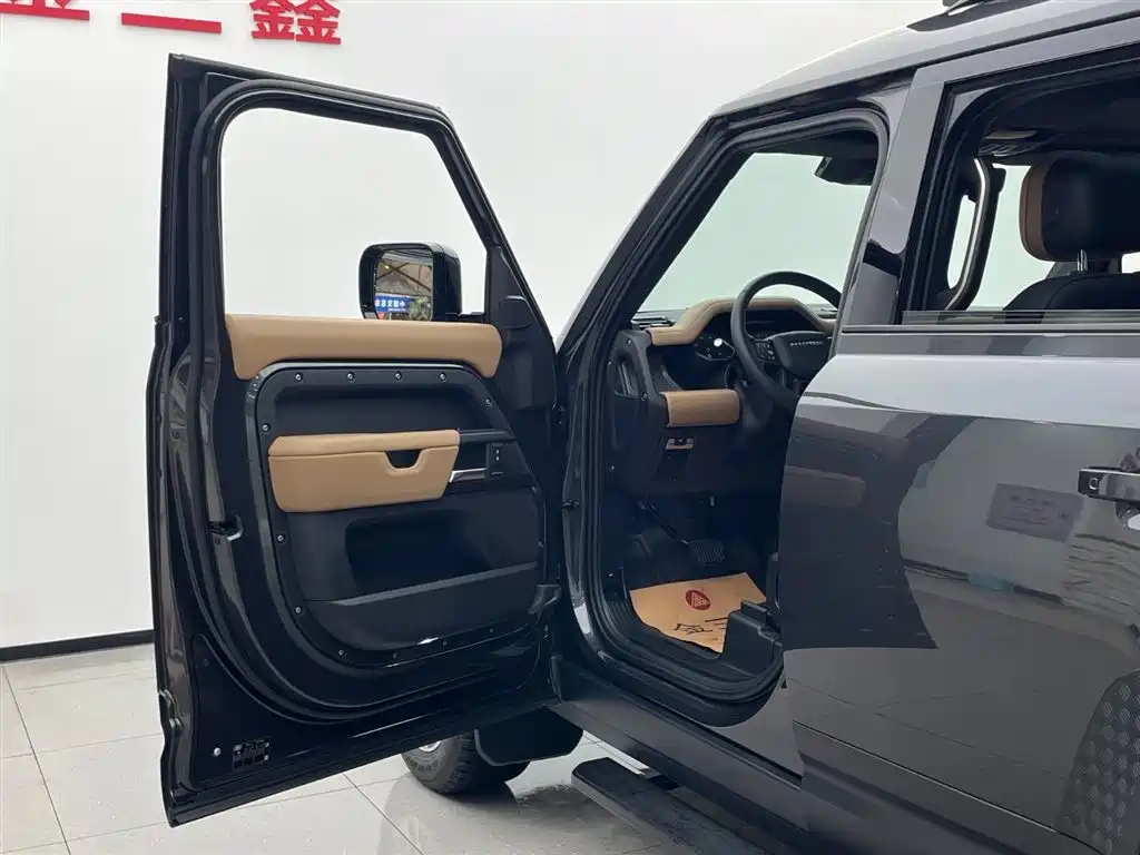 Land Rover Land Rover Defender 2025 110 3.0T P400 Dark Special Edition 2025 - thumbnail 14