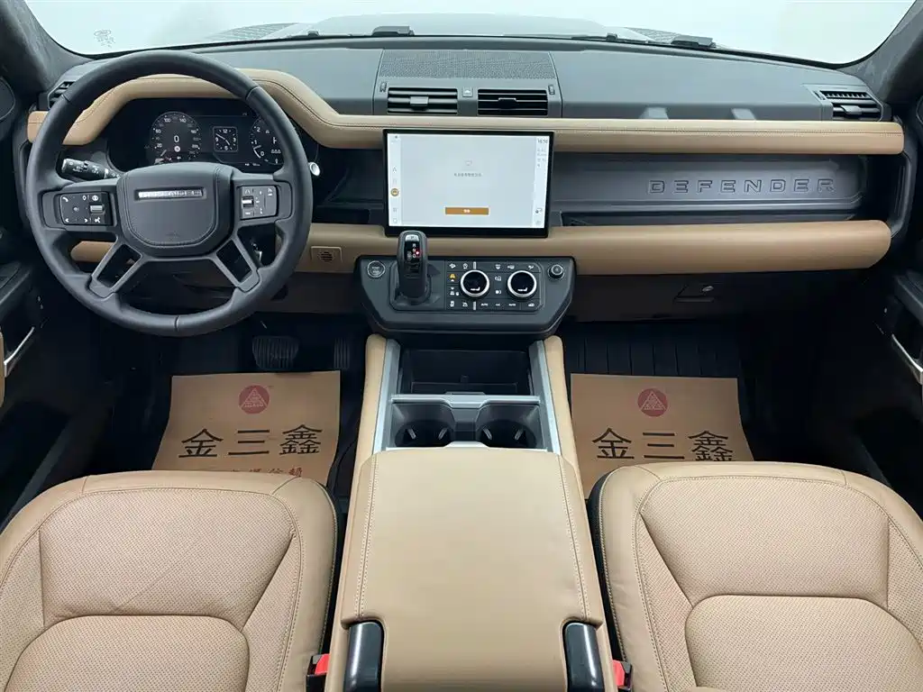 Land Rover Land Rover Defender 2025 110 3.0T P400 Dark Special Edition 2025 - thumbnail 29