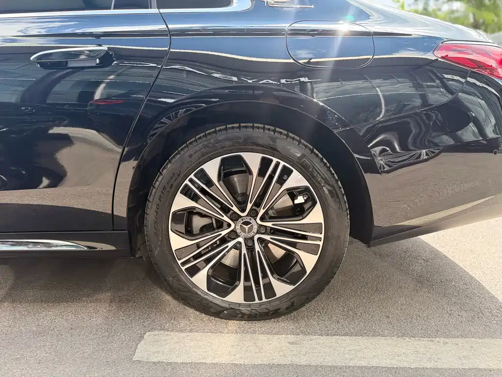Mercedes-Benz Mercedes-Benz E-Class New Energy 2024 E 350 e L Plug-in Hybrid Sedan 2024 - thumbnail 8