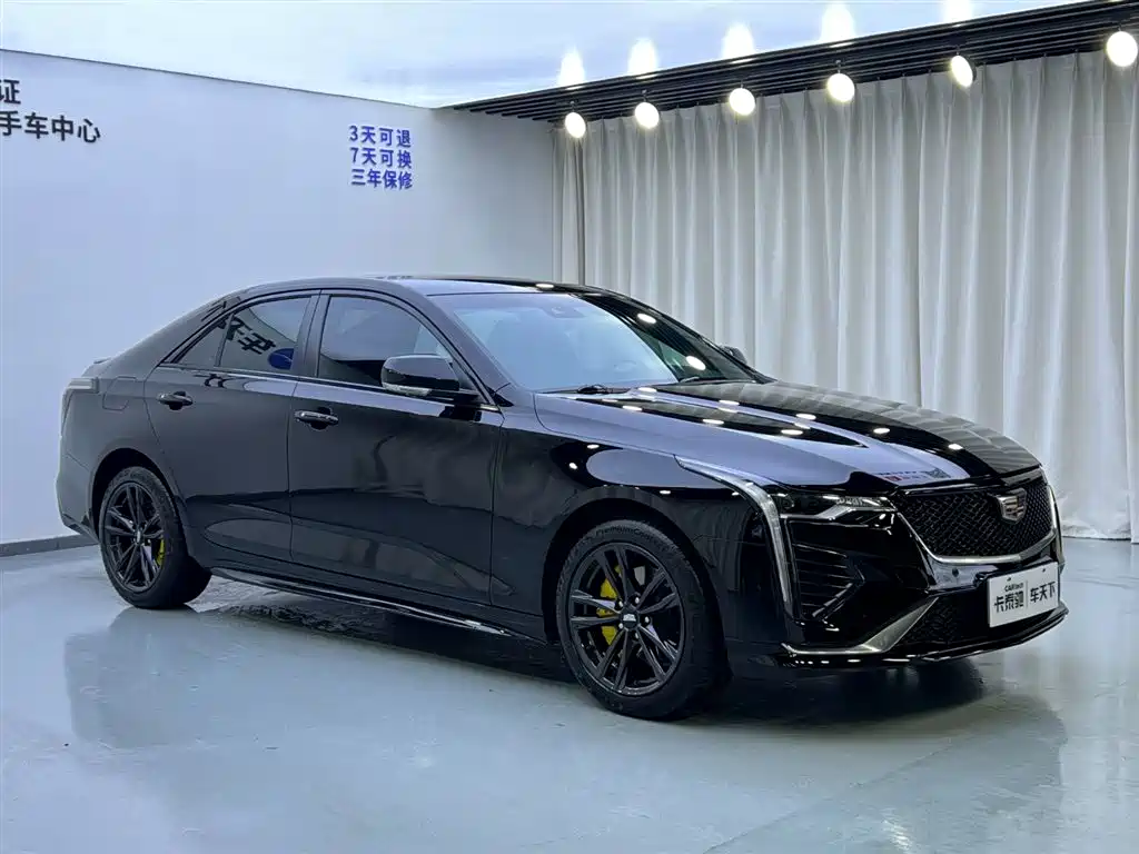 Cadillac Cadillac CT4 2023 25T Luxury 2024 - thumbnail 2