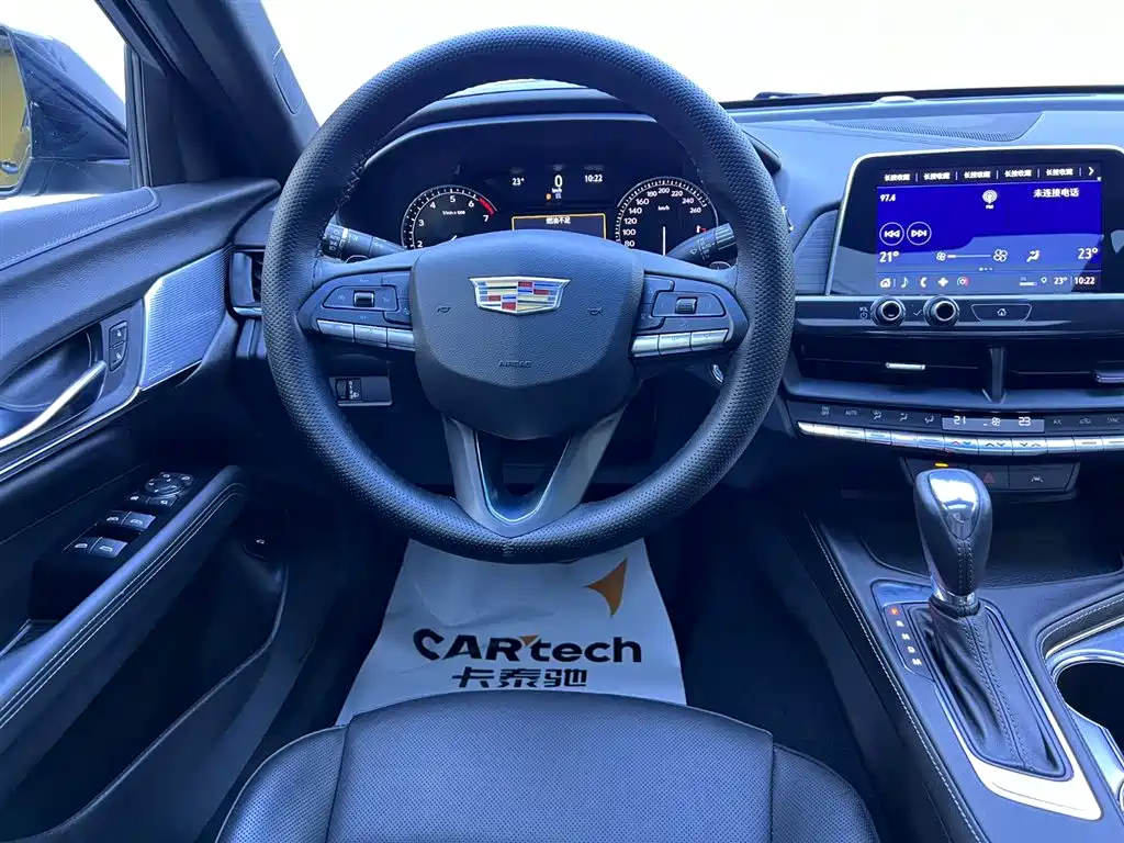 Cadillac Cadillac CT4 2023 25T Luxury 2024 - thumbnail 10