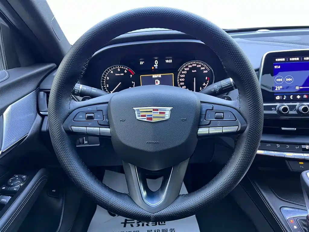 Cadillac Cadillac CT4 2023 25T Luxury 2024 - thumbnail 11