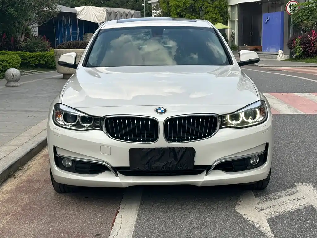 BMW BMW 3 Series GT 2014 320i Design Edition 2015 - thumbnail 3