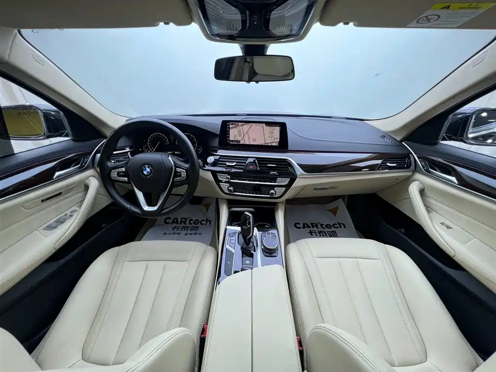 BMW BMW 5 Series 2019 525Li Luxury Package 2019 - thumbnail 9