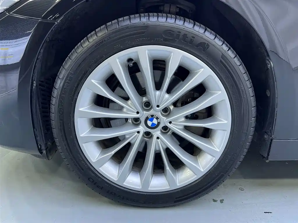 BMW BMW 5 Series 2019 525Li Luxury Package 2019 - thumbnail 21