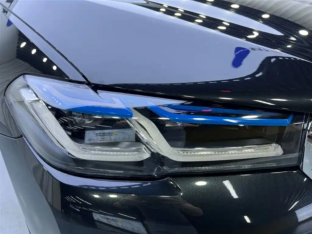 BMW BMW 5 Series 2019 525Li Luxury Package 2019 - thumbnail 22