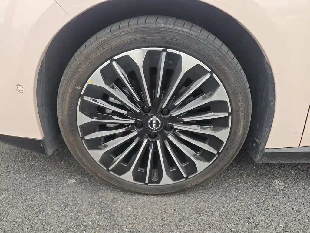 Nissan Nissan N7 2025 625 Max 2025 - thumbnail 6