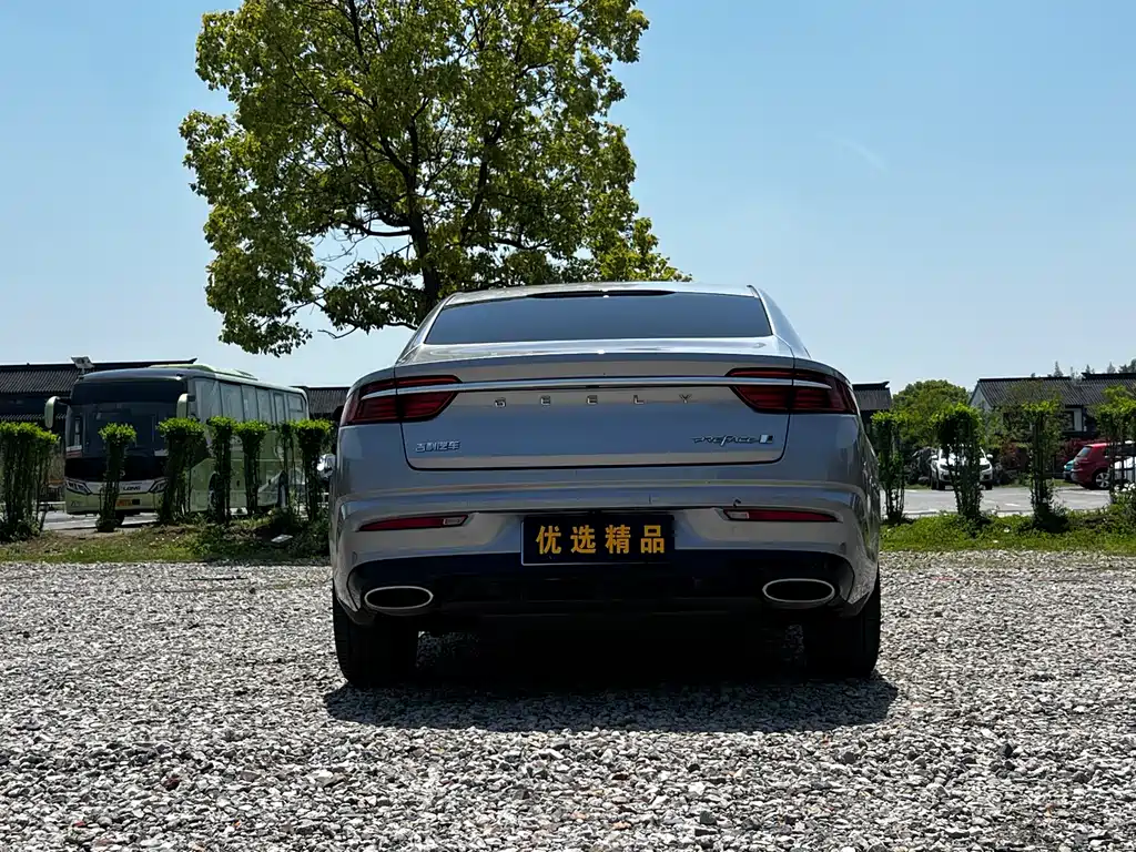 Geely Auto Geely Preface 2023 2.0TD Elite 2022 - thumbnail 6