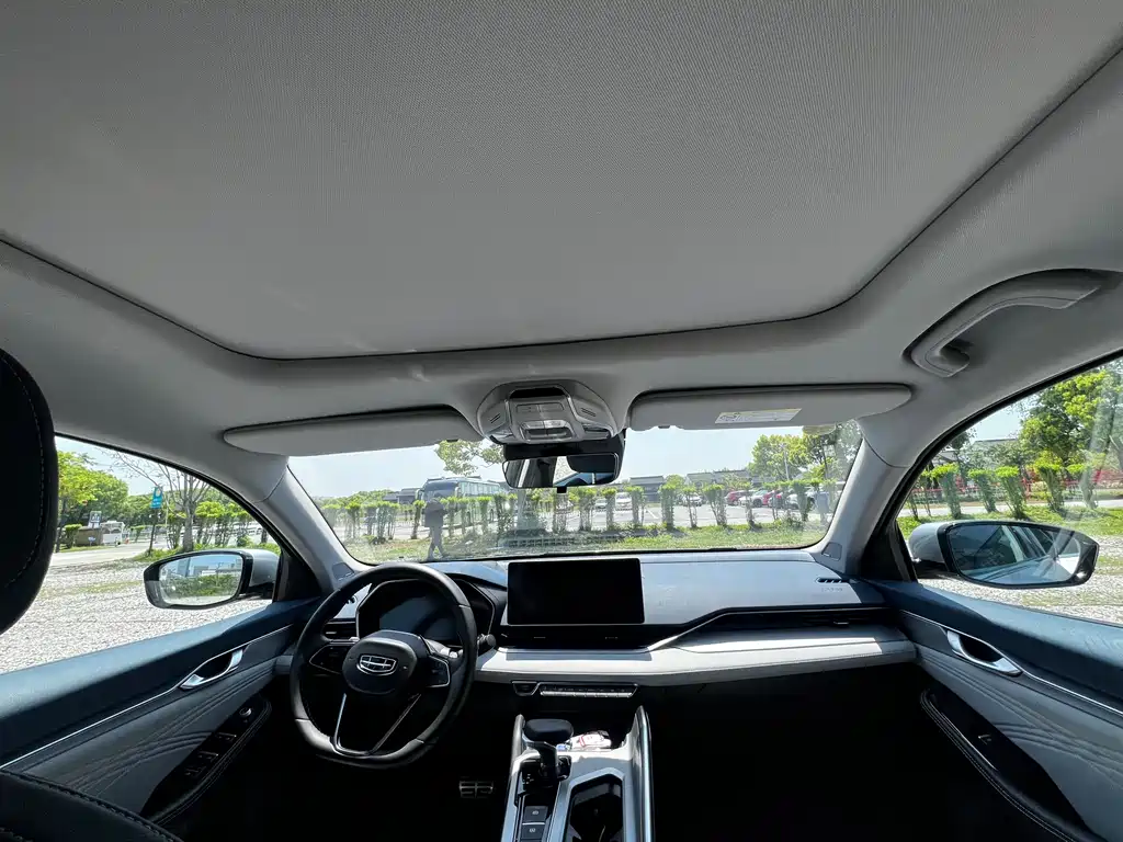 Geely Auto Geely Preface 2023 2.0TD Elite 2022 - thumbnail 10