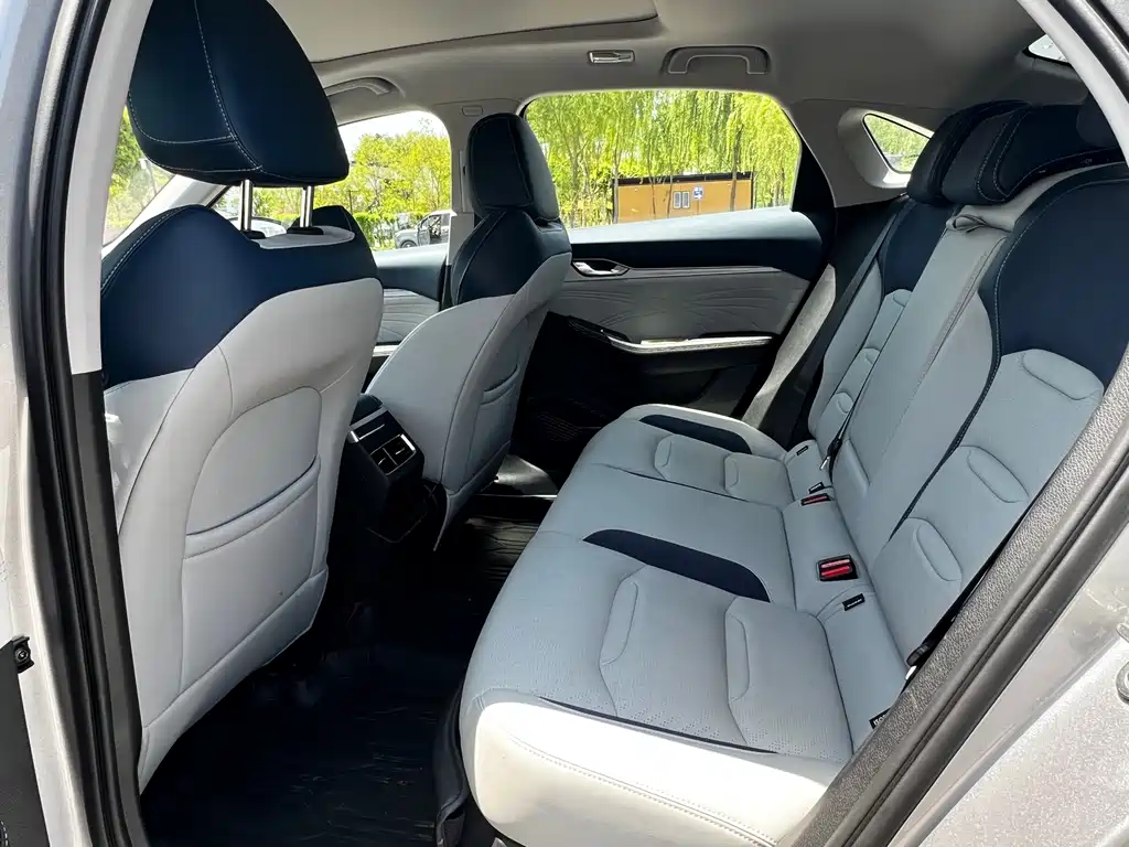 Geely Auto Geely Preface 2023 2.0TD Elite 2022 - thumbnail 15