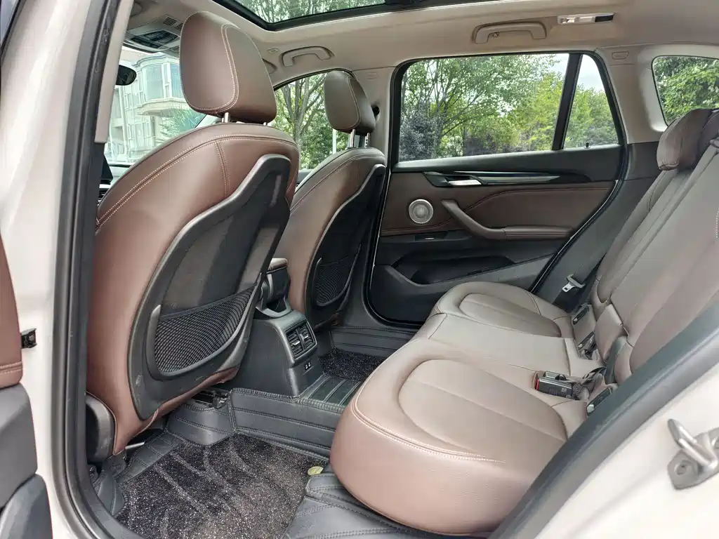 BMW BMW X1 2023 sDrive25Li M Sport Package 2023 - thumbnail 5