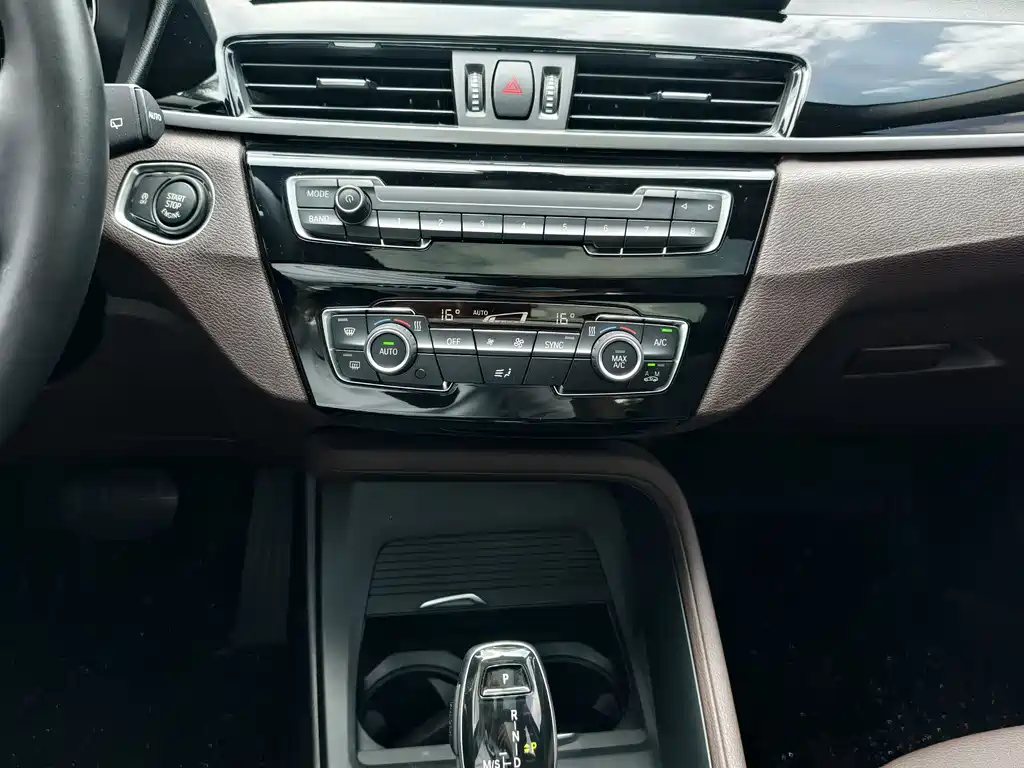 BMW BMW X1 2023 sDrive25Li M Sport Package 2023 - thumbnail 16