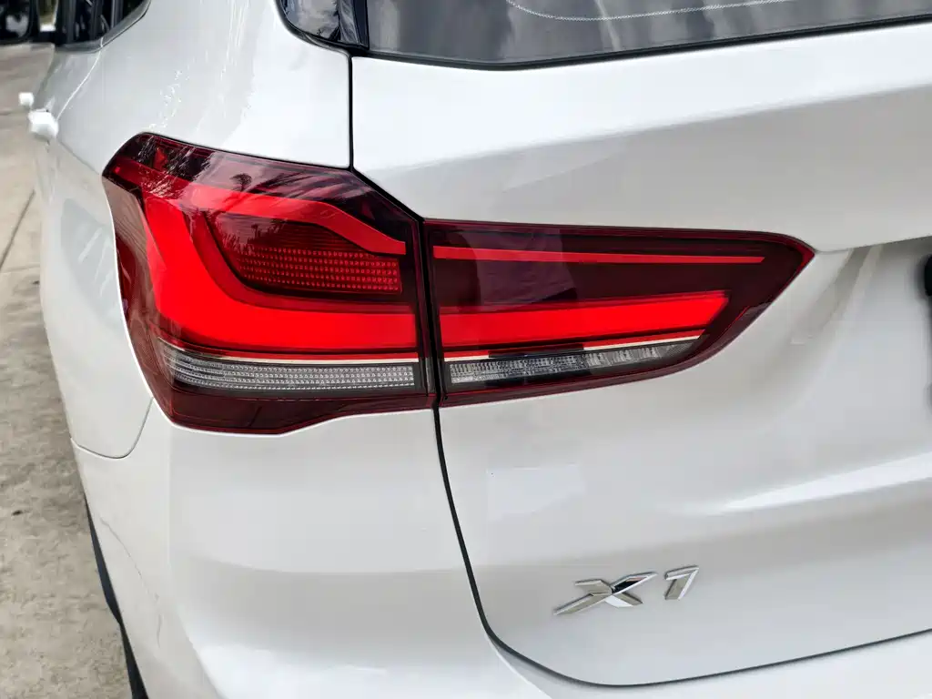 BMW BMW X1 2023 sDrive25Li M Sport Package 2023 - thumbnail 23