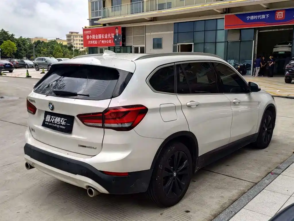 BMW BMW X1 2021 sDrive20Li Fashion 2021 - thumbnail 8