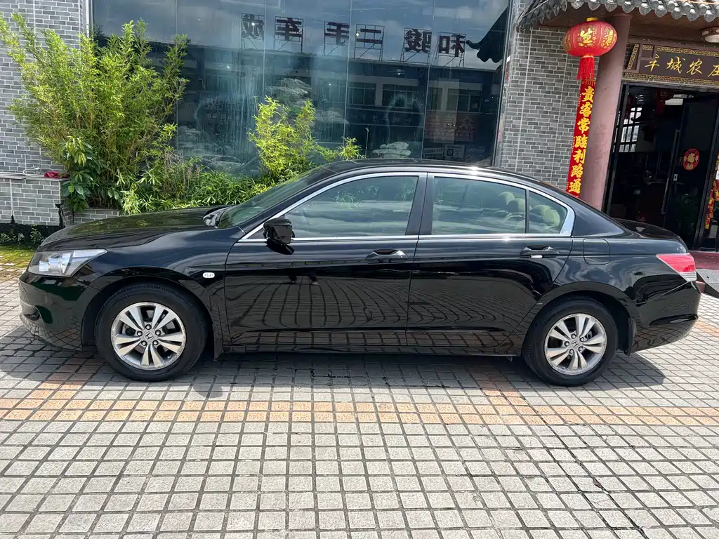 Honda Accord 2010 2.4L LX 2009 - thumbnail 4