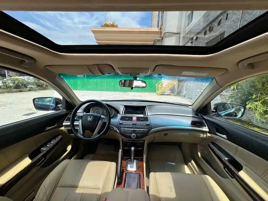 Honda Accord 2010 2.4L LX 2009 - thumbnail 5