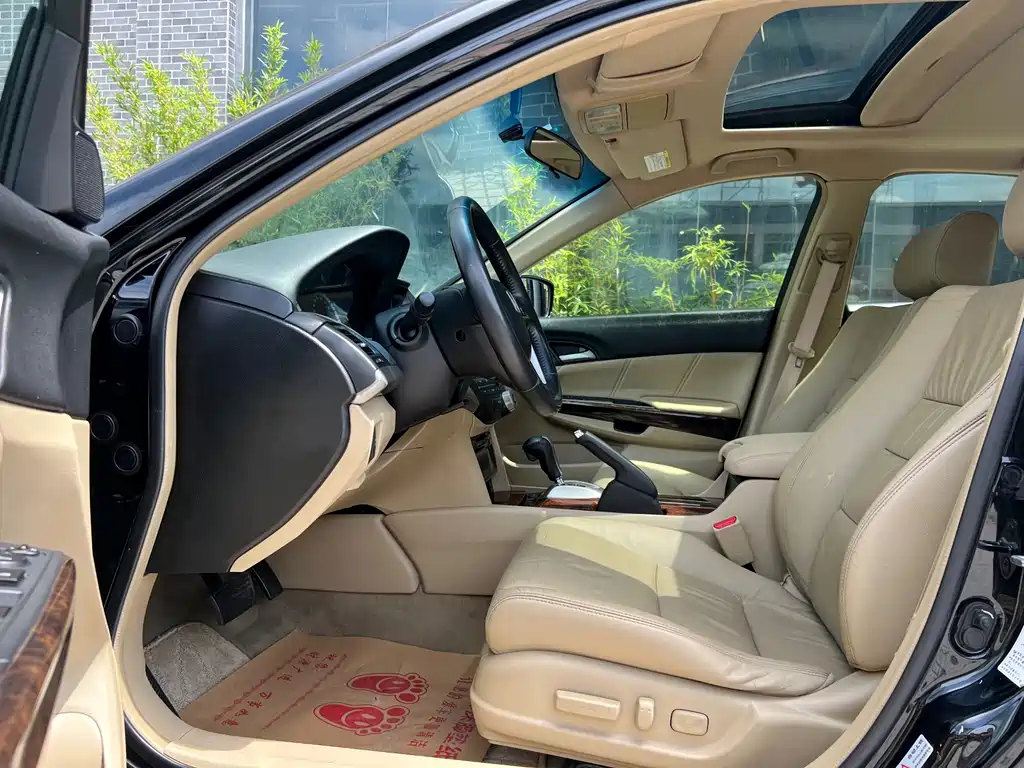 Honda Accord 2010 2.4L LX 2009 - thumbnail 17