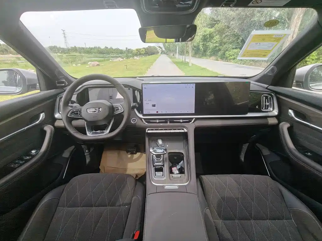 吉利汽车 Xingyue L 2026 Dongfang Yao 2.0TD Automatic Wangyue Edition 2026 - thumbnail 6
