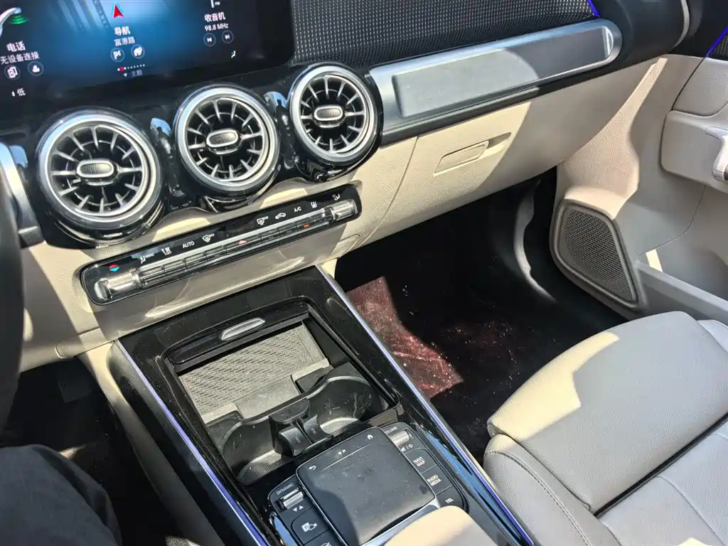 Mercedes-Benz Mercedes-Benz EQB 260 2023 - thumbnail 8