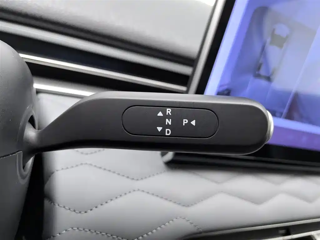 Dongfeng Yipai Nammi 01 2024 Refresh Edition 330 Plus Smart+ 2024 - thumbnail 13