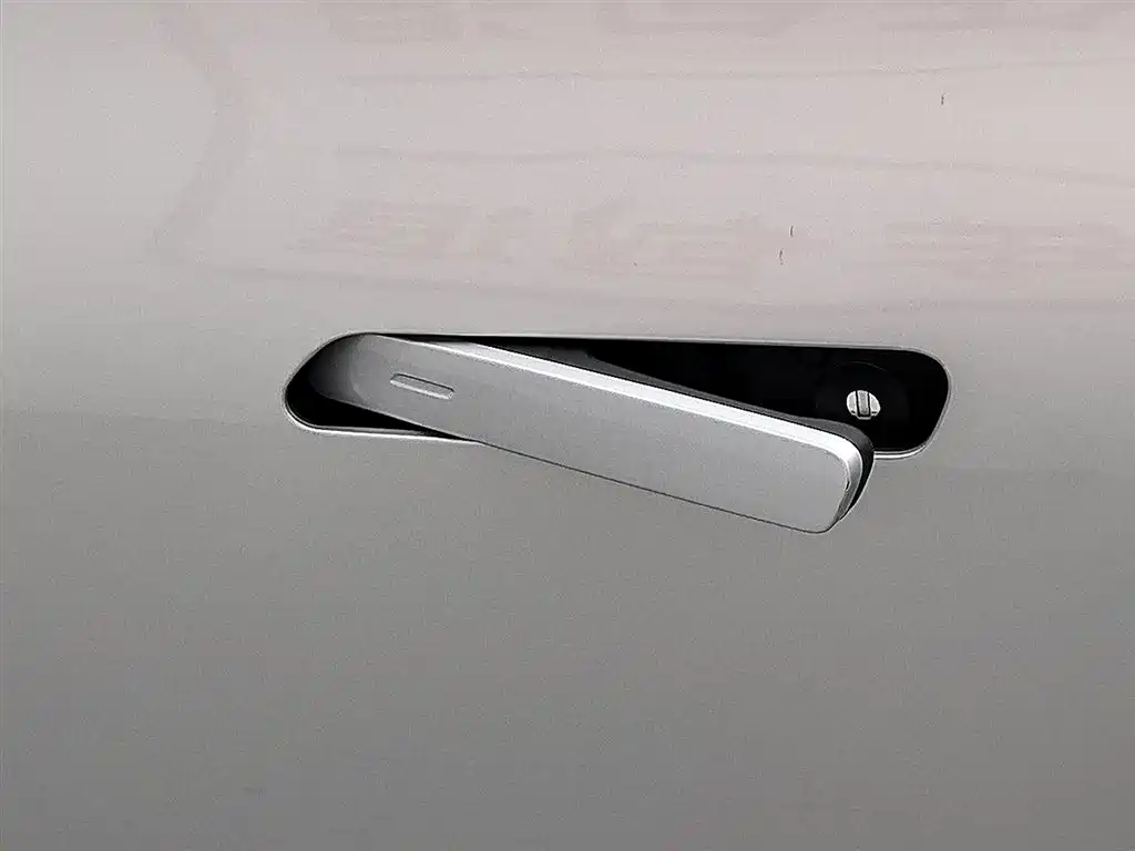 Dongfeng Yipai Nammi 01 2024 Refresh Edition 330 Plus Smart+ 2024 - thumbnail 18