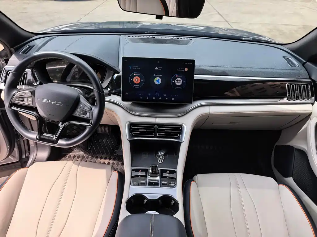 BYD Song PLUS EV 520KM Luxury 2023 - thumbnail 5