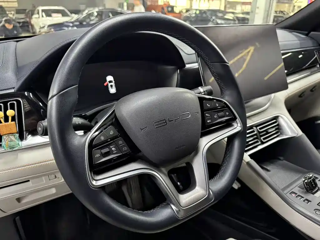 BYD Song PLUS New Energy 2024 Honor Edition EV 605km Flagship PLUS 2024 - thumbnail 5