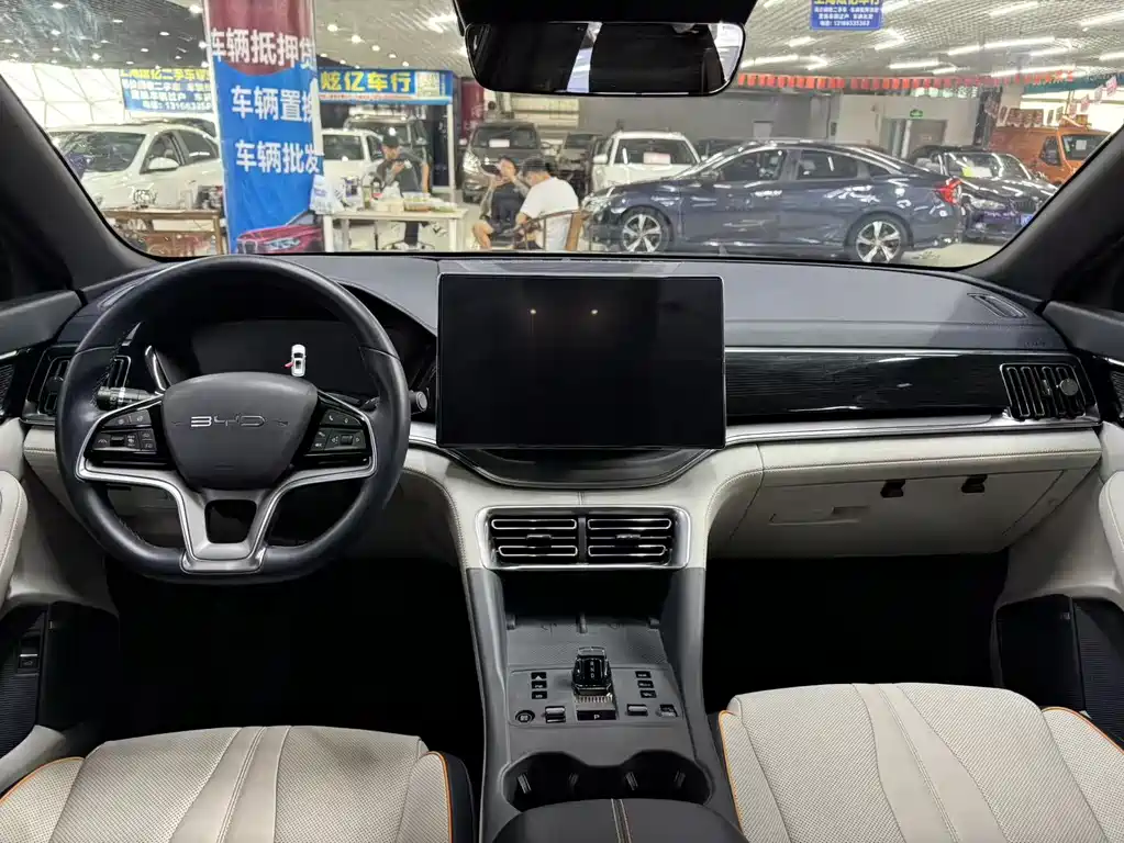 BYD Song PLUS New Energy 2024 Honor Edition EV 605km Flagship PLUS 2024 - thumbnail 6