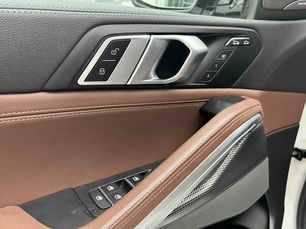 BMW BMW X6 2022 Facelift xDrive40i M Sport Package 2022 - thumbnail 7
