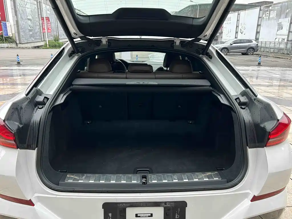 BMW BMW X6 2022 Facelift xDrive40i M Sport Package 2022 - thumbnail 17