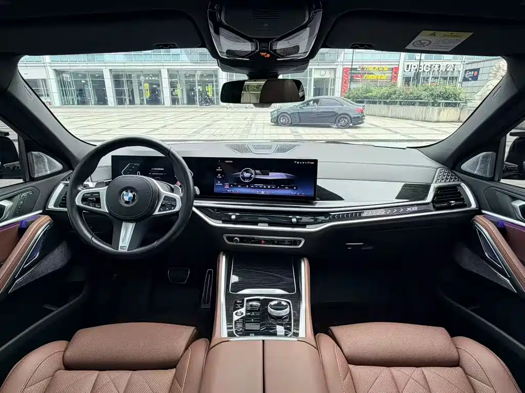 BMW BMW X6 2023 xDrive40i M Sport Package 2023 - thumbnail 4