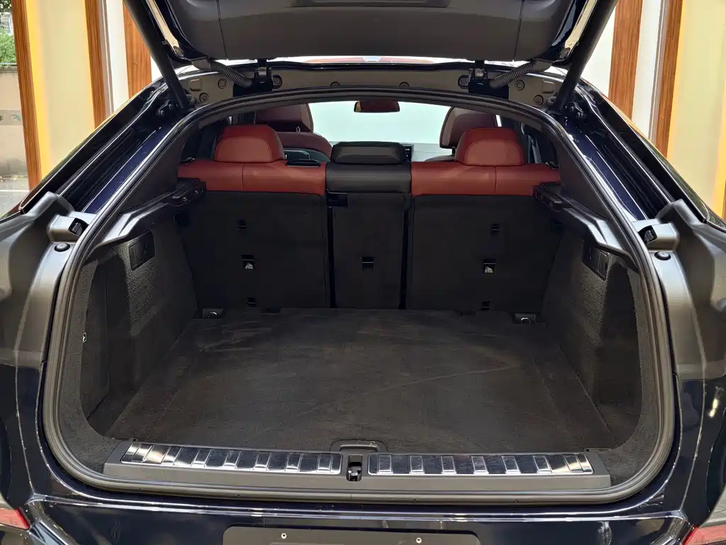 BMW BMW X6 2023 xDrive40i Exclusive M Sport Package 2023 - thumbnail 16
