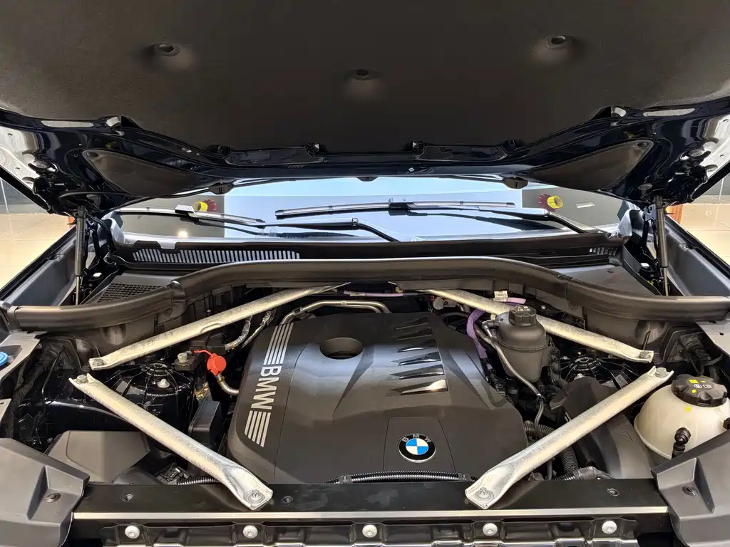 BMW BMW X6 2023 xDrive40i Exclusive M Sport Package 2023 - thumbnail 17